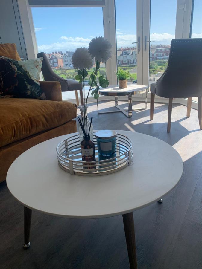 Willshaw Suites For Families Over 25 Only Blackpool Extérieur photo