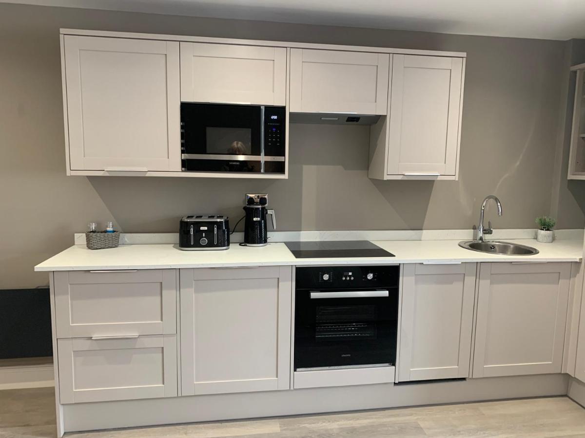 Willshaw Suites For Families Over 25 Only Blackpool Extérieur photo