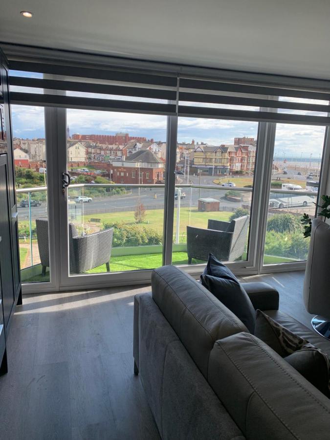 Willshaw Suites For Families Over 25 Only Blackpool Extérieur photo