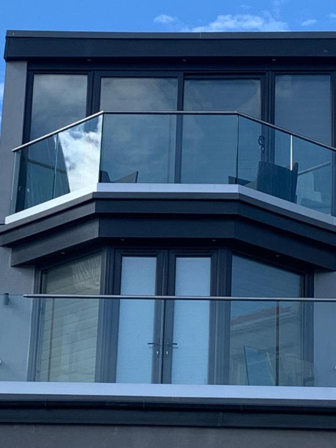 Willshaw Suites For Families Over 25 Only Blackpool Extérieur photo