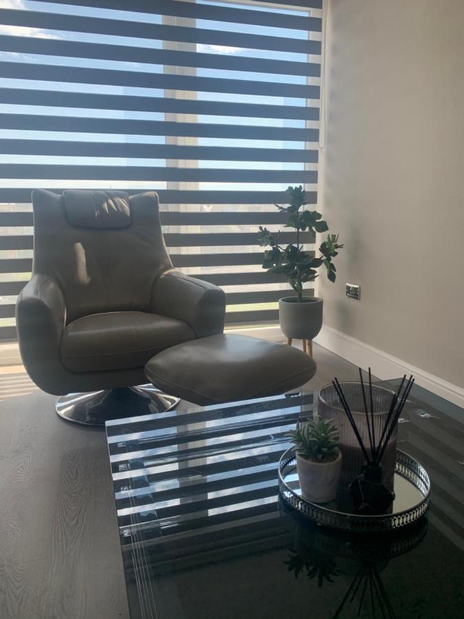Willshaw Suites For Families Over 25 Only Blackpool Extérieur photo