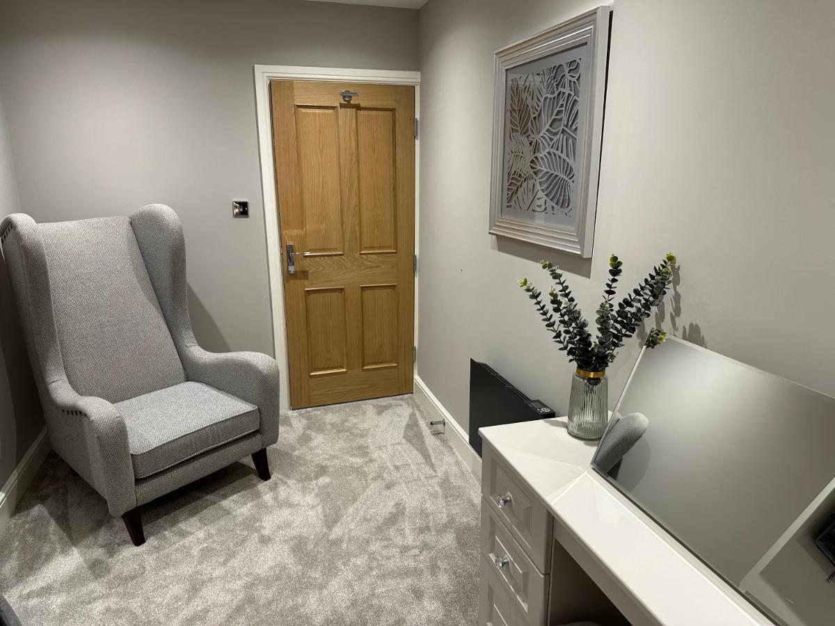 Willshaw Suites For Families Over 25 Only Blackpool Extérieur photo